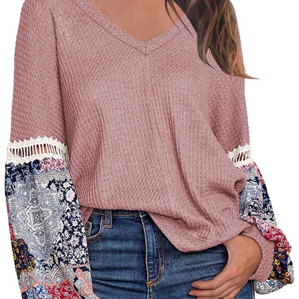 Waffle knit with pattern sleeves